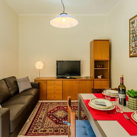 דירה Giulia By Interhome לקו